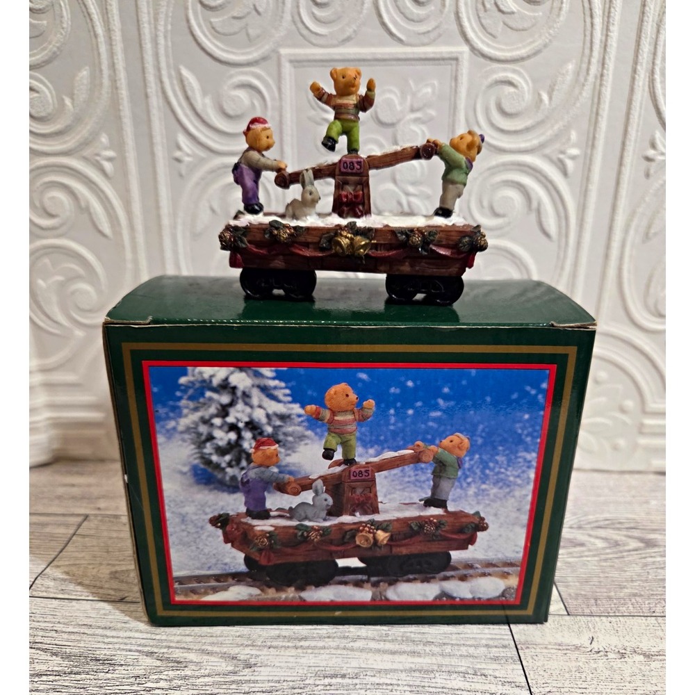 North Pole Express Train Flatcar Christmas Village Resin Figurine Boxed 1995